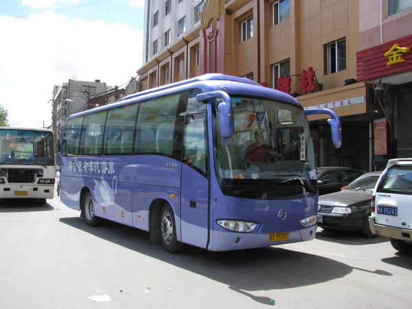 深圳租大巴-你走過的路，每一步都算數(shù)