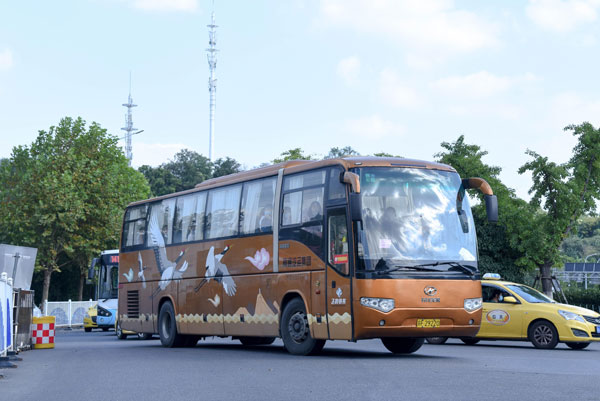 （深圳租大巴車）選用大巴租車應考慮哪些問題？